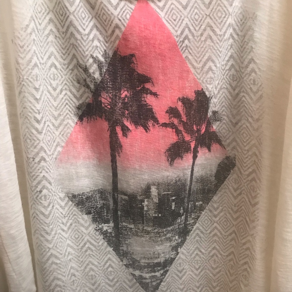 🌴🌴beautiful light weight sweater